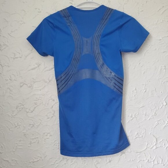 Reebok Easy Tone Play Dry Short Sleeve Top - Picture 7 of 7